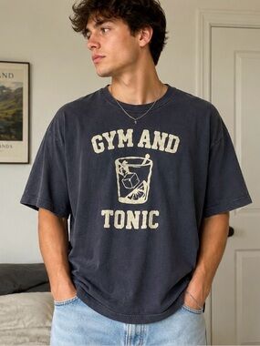 🖤American Apparel “ Gym and Tonic” T-Shirt